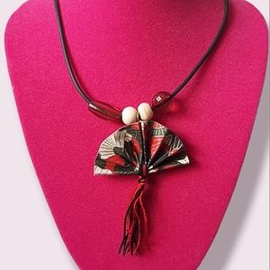 Fan Necklace